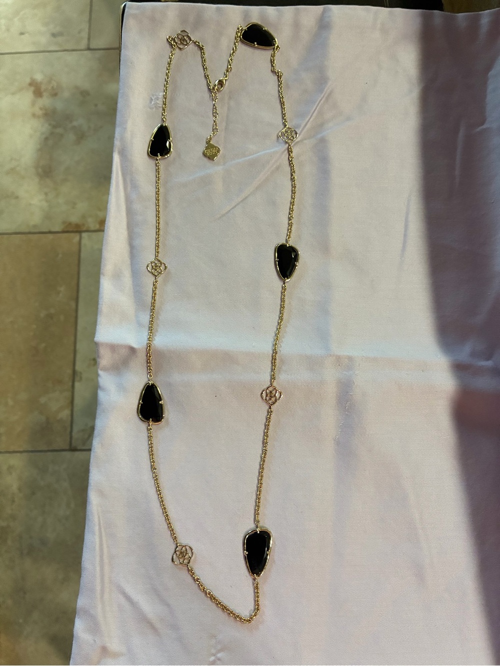 Vintage Kendra Scott gold Kinley in black